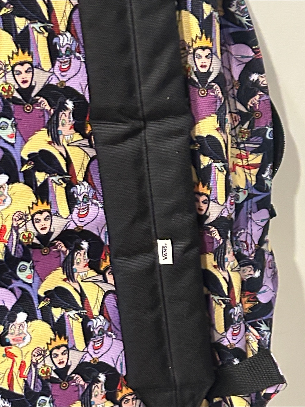 Vans Off The Wall Disney Villains purple Print Backpack - Picture 3 of 7